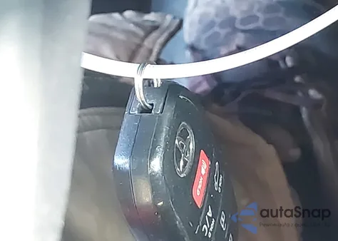 2023 Toyota Bz4X Limited z USA, uszkodzony, nr VIN JTMABACA0PA033982